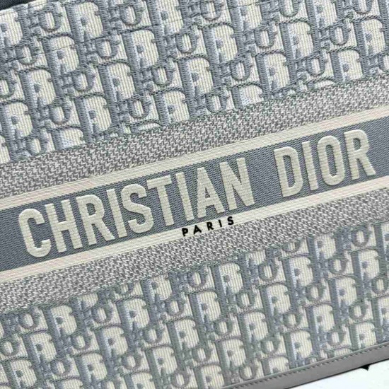 Medium Dior Book Tote