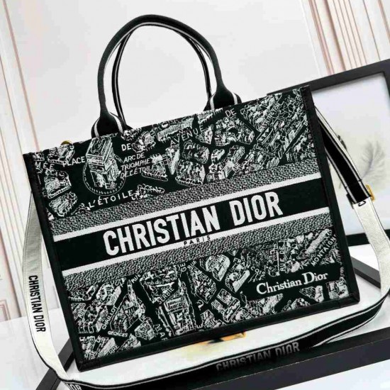 Medium Dior Book Tote