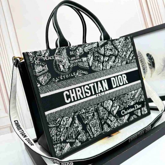 Medium Dior Book Tote