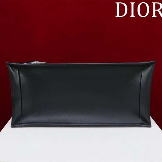 Medium Dior Book Tote