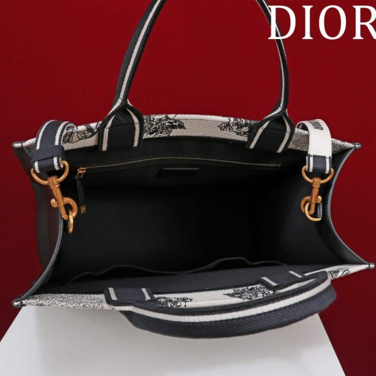 Medium Dior Book Tote