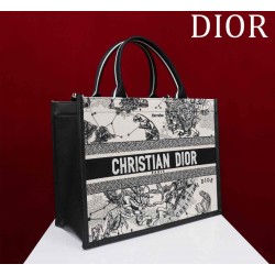 Medium Dior Book Tote