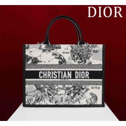 Medium Dior Book Tote