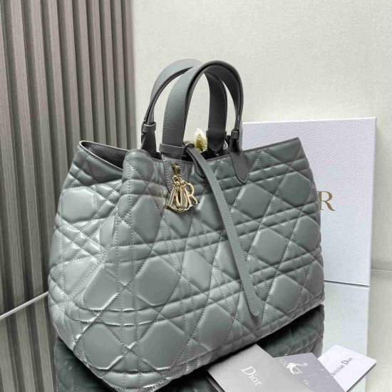 Large Dior Toujours Bag