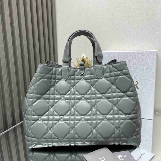 Large Dior Toujours Bag