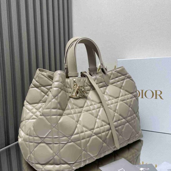 Large Dior Toujours Bag