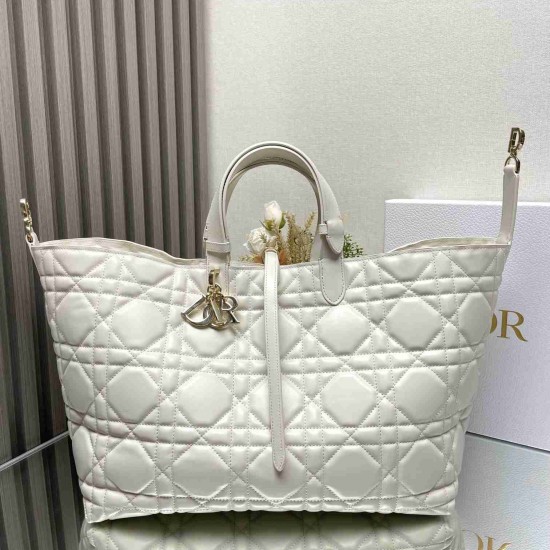 Large Dior Toujours Bag