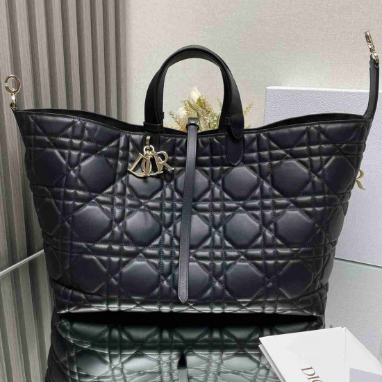 Large Dior Toujours Bag