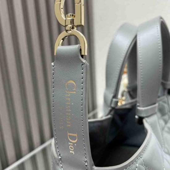 Medium Dior Toujours Bag