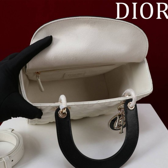 Medium Lady Dior Bag